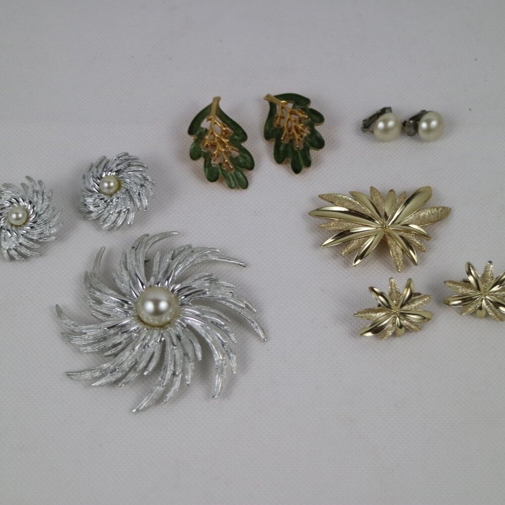 Vintage Jewelry Lot of 6 Sarah Coventry - Brooches & Matching Clip-On Earrings